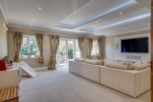 Lounge- click for photo gallery